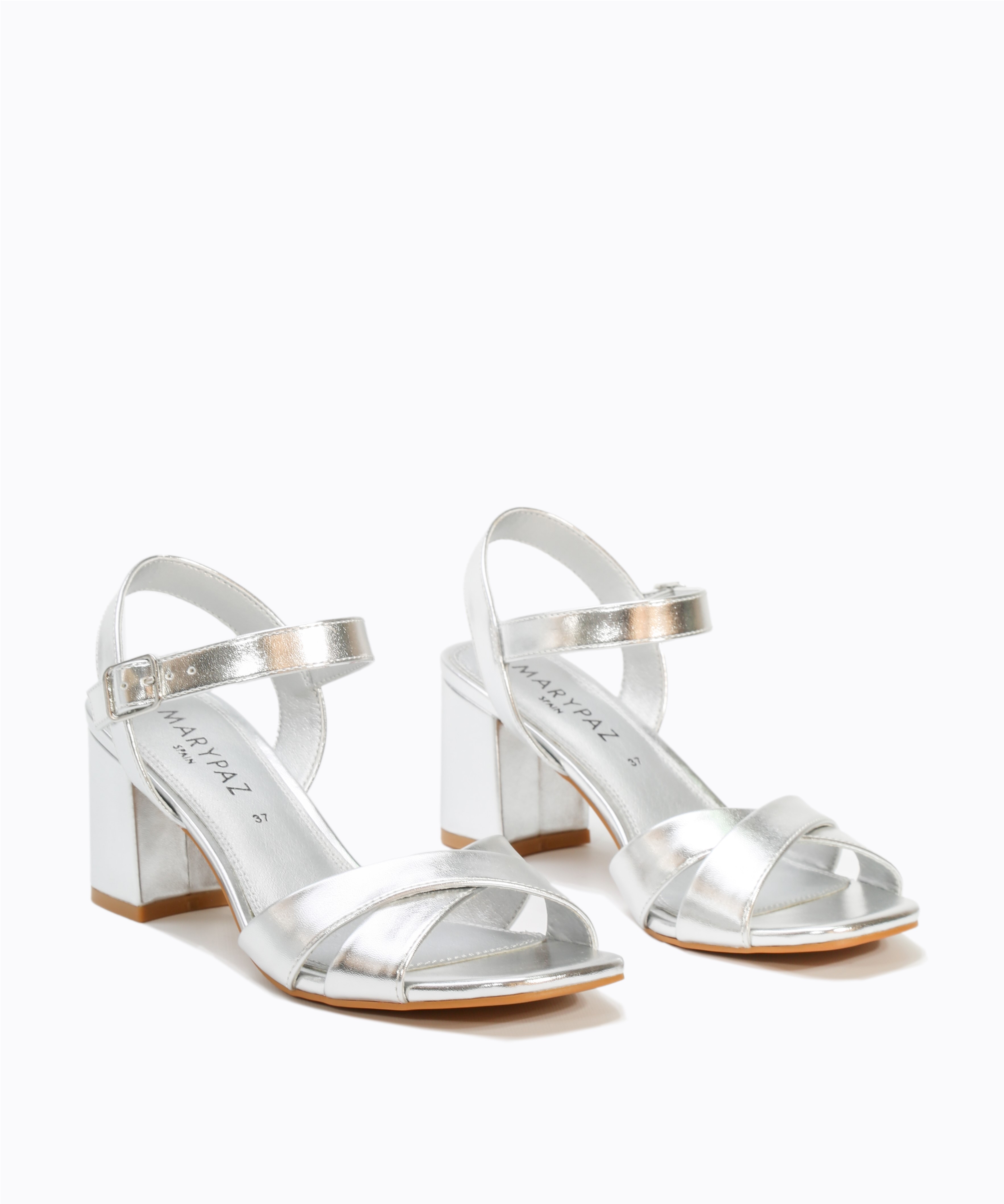 Sand&aacute;lias de salto m&eacute;dio image number null